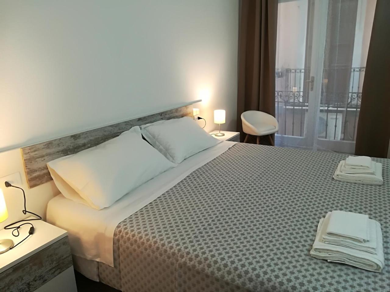 B.House Bed & Breakfast Cagliari Eksteriør bilde