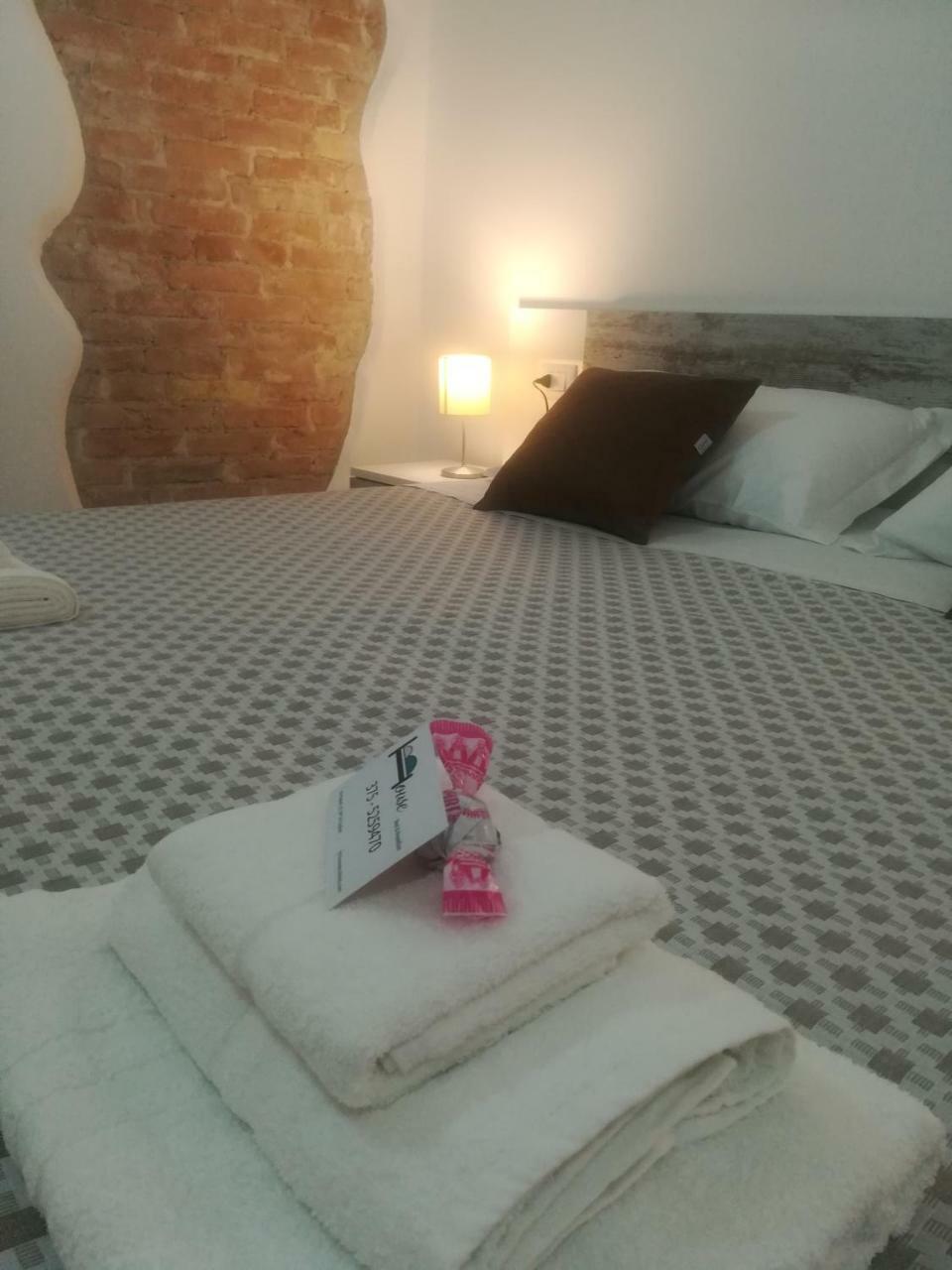 B.House Bed & Breakfast Cagliari Eksteriør bilde